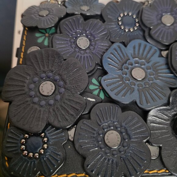 Coach Dinky With Tea Rose Crossbody Leather DK 20215 - Picture 5 of 15